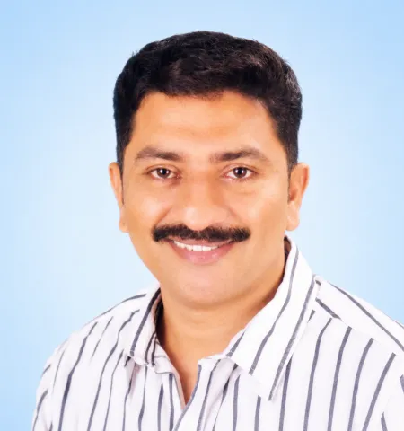 കെ എസ് പുരം സുധീർ 