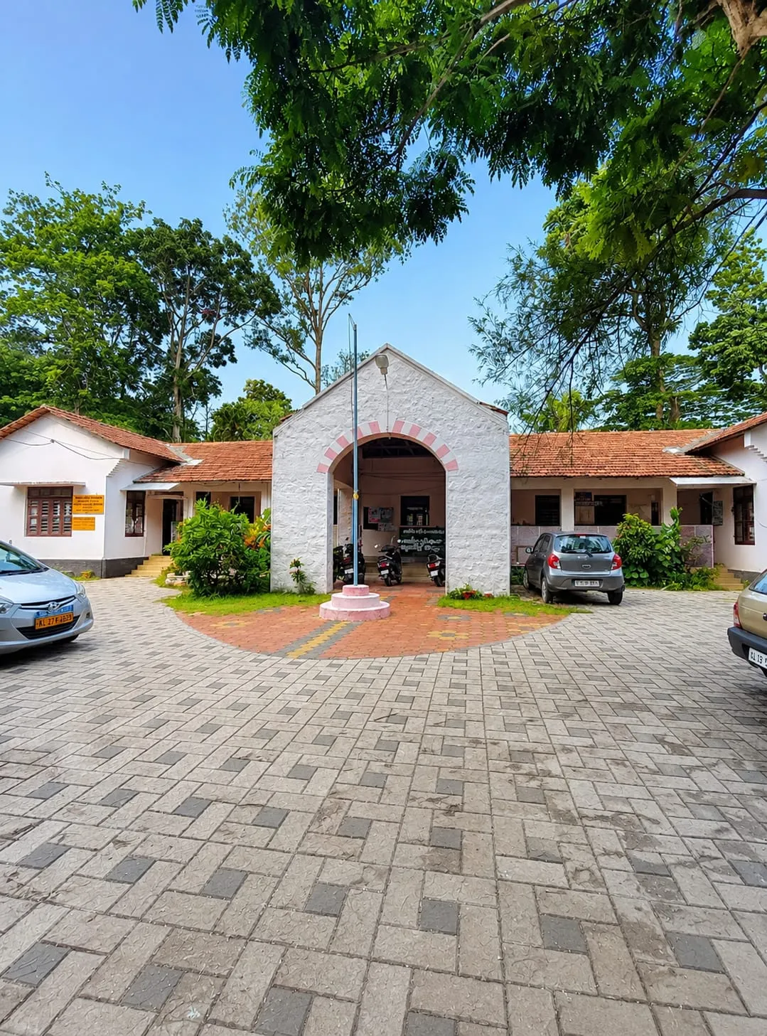പൈതൃകമായ ബ്ലോക്ക് ഓഫീസ് 