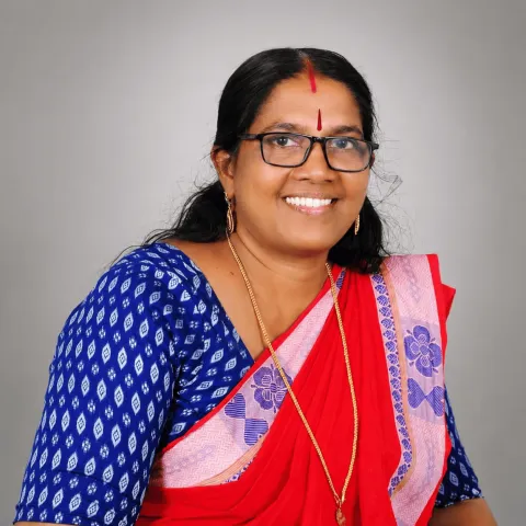 അനു ടി