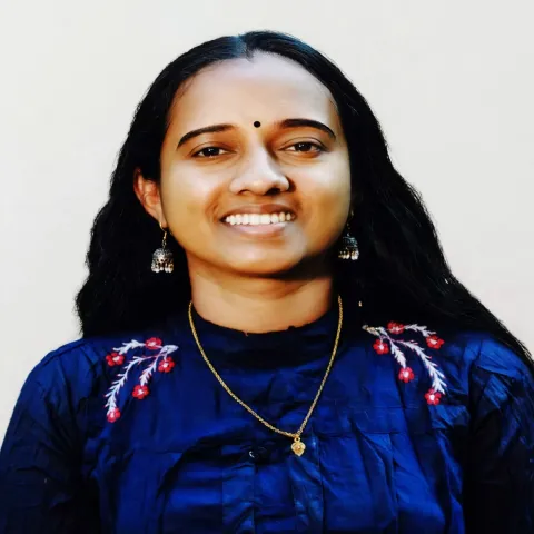 നിഷ വി നായർ