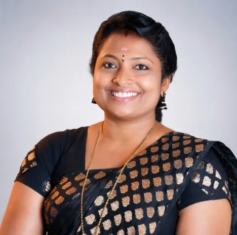 ആശ ബിനു  
