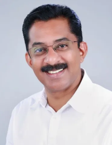 അലക്സ് ടോം