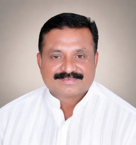 മാക്സിന്‍  ആന്റണി