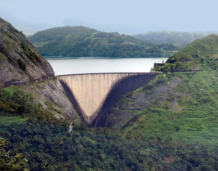 ഇടുക്കി ഡാം 