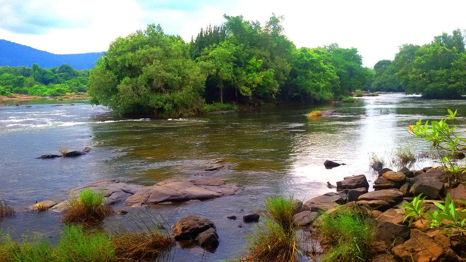 Paniyeli Poru - Periyar River