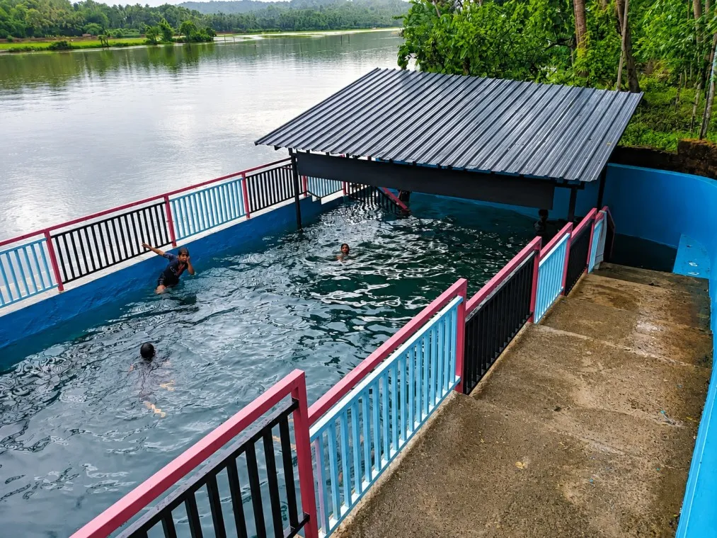 POND-IRUMUGHA NILAYAM 