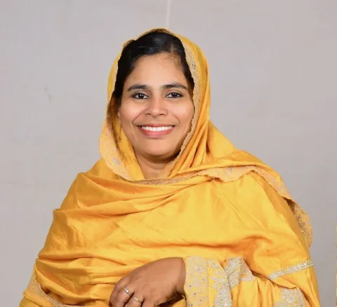 താഹിറ എം