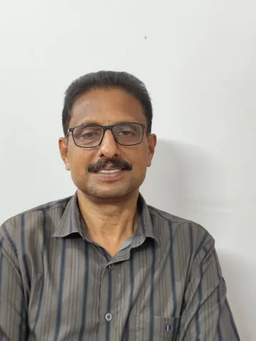 എം.എം റോയ് മാസ്റ്റര്‍