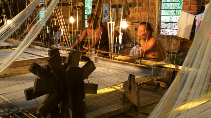 Handlooms & Textiles