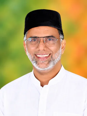 യൂ കെ സൈഫുള്ള തങ്ങൾ 