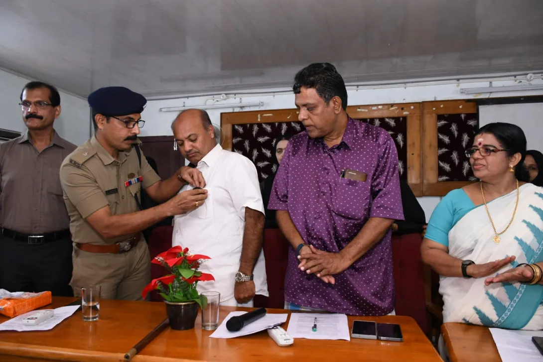 ഓപ്പറേഷന്‍ തൂഫാന്‍ 2.0 രണ്ടാം ഘട്ടം സംസ്ഥാന തല ഉദ്ഘാടനം - കാസറഗോഡ് ബ്ലോക്ക് പഞ്ചായത്തില്‍ നടത്തിയ പരിപാടിയില്‍ നിന്ന്