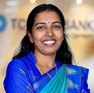 ശ്രീമതി. അമല ടീച്ചര്‍
