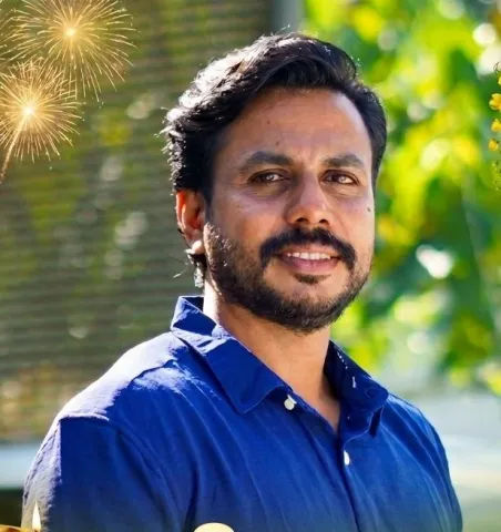 നിയാദുല്‍ അക്സര്‍ എസ് എച്