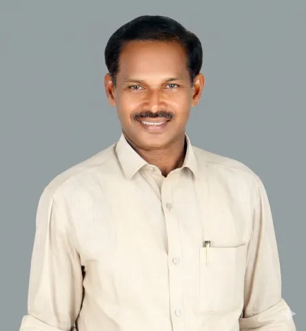 നളിന കുമാർ വി 