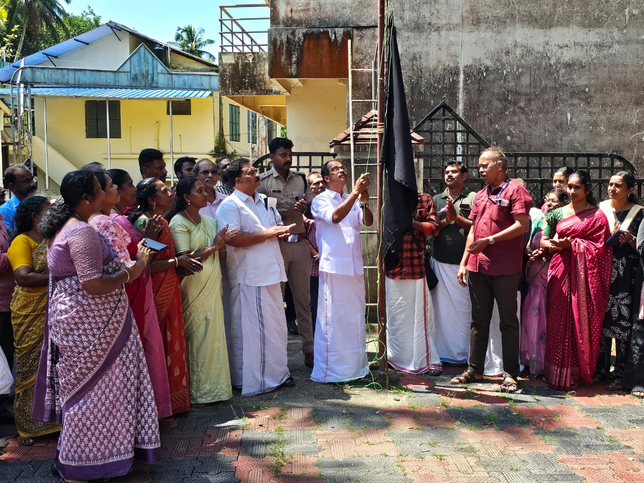 Toofan 2.0 flag hoisting