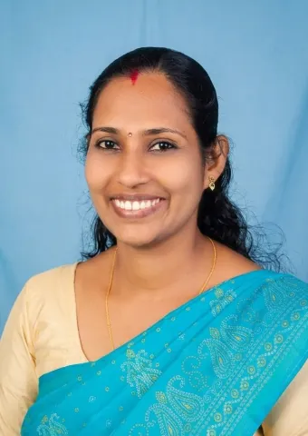 ദിവ്യ എല്‍ ജെ