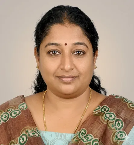 രശ്മി എസ്സ്