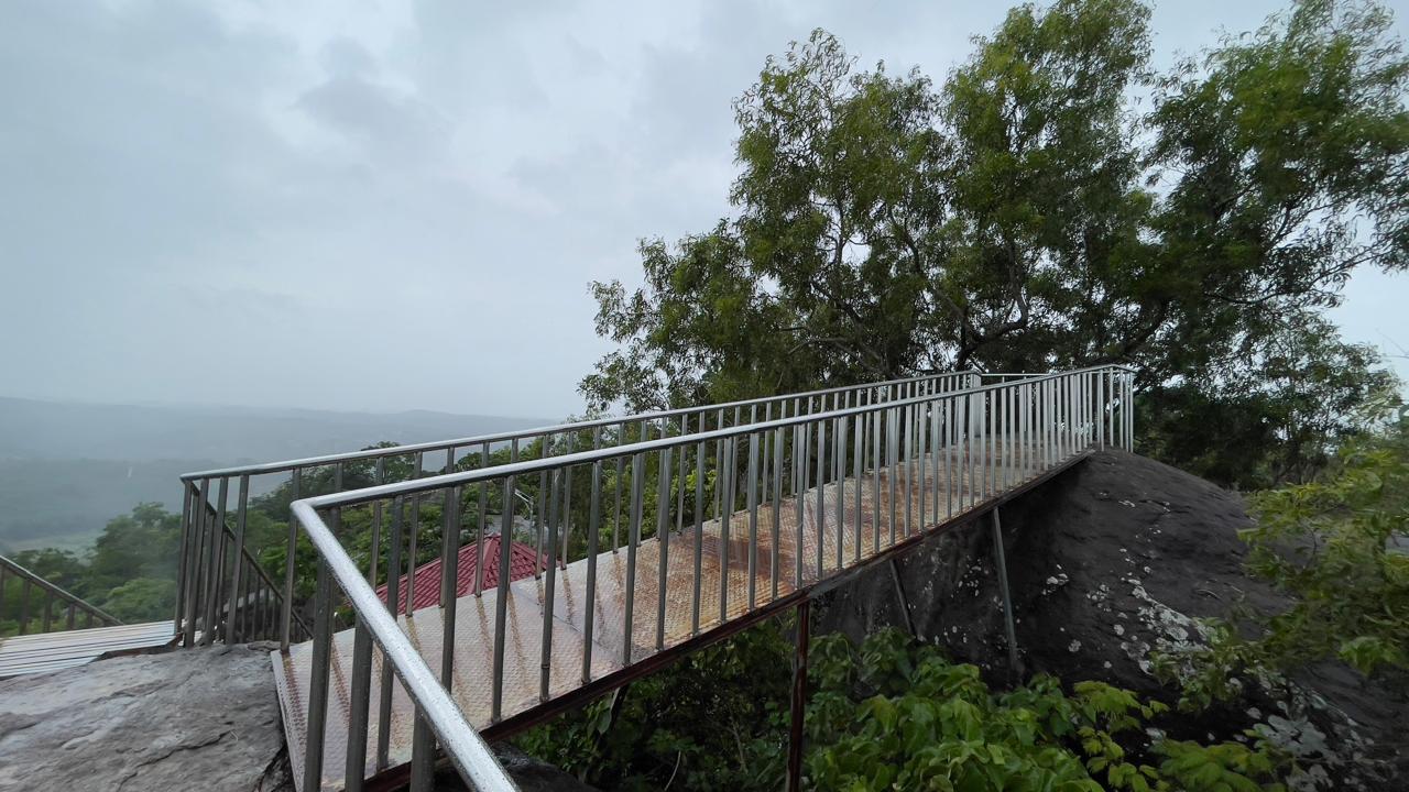 മുട്ടറ മരുതിമല