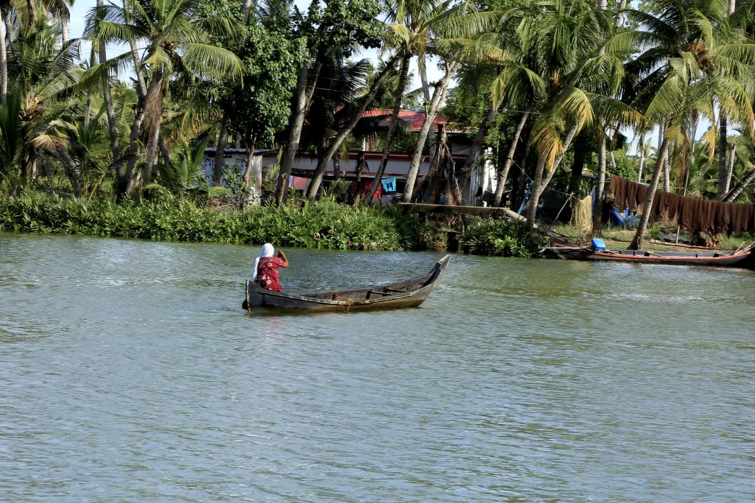 അഷ്ടമുടി കായൽ 