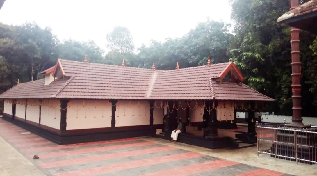  ശ്രീ പോരട്ടിക്കാവ് ദേവിക്ഷേത്രം