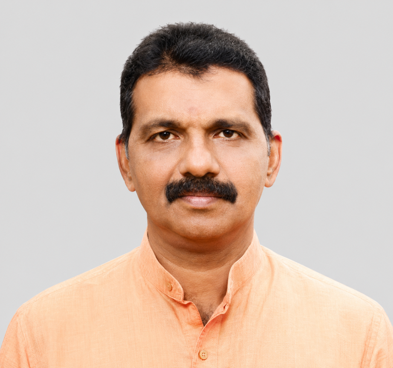 എം ആര്‍ ഗോപകുമാര്‍
