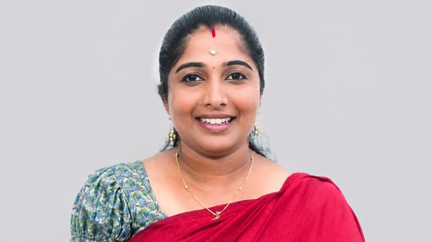 ആതിര വി