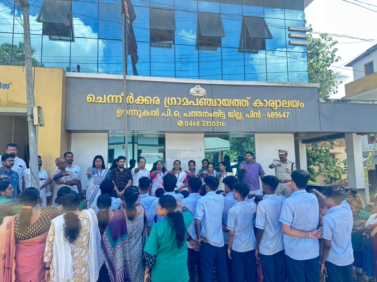 തൂഫാന്‍ പ്രതിജ്ഞ