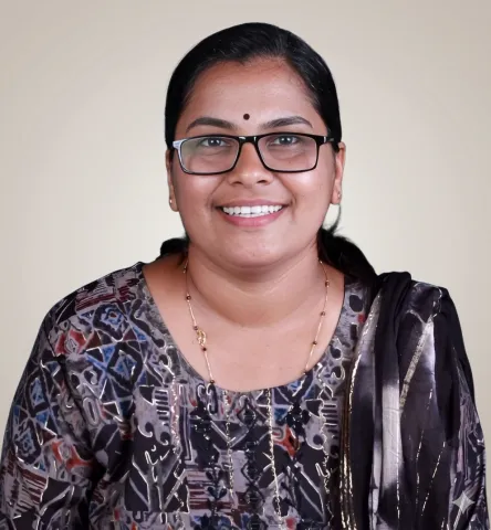 സൗമ്യ ജി നായർ 