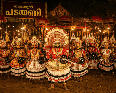 പടയണി