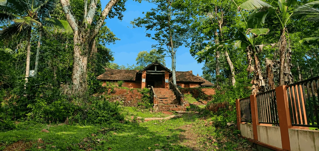 ഗുരുനാഥന്‍കാവ് കിരാതമൂര്‍ത്തി ക്ഷേത്രം, കീരുകുഴി
