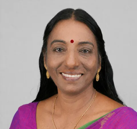 ദീപ നായർ
