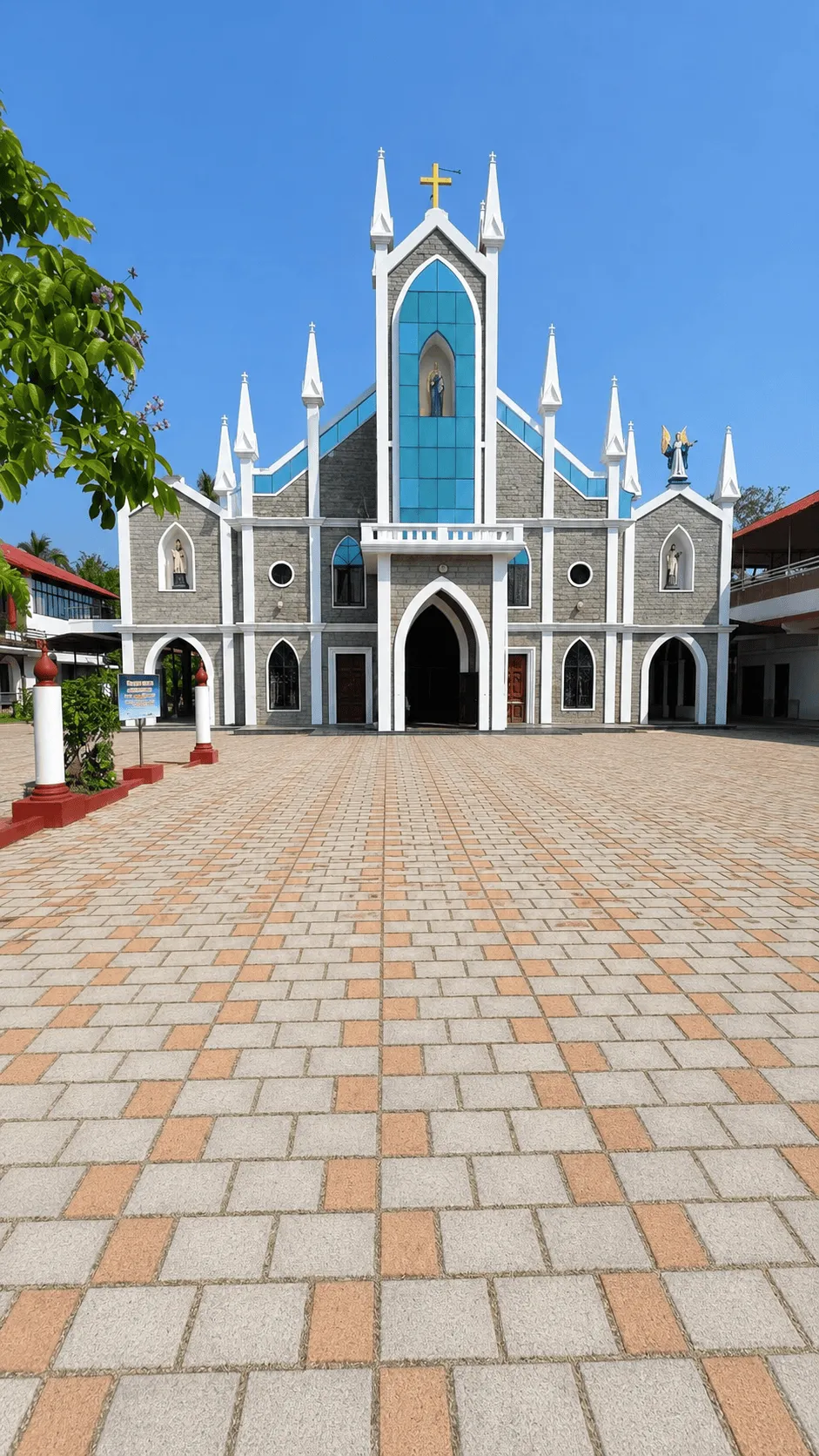 പാദുവാപുരം പള്ളി