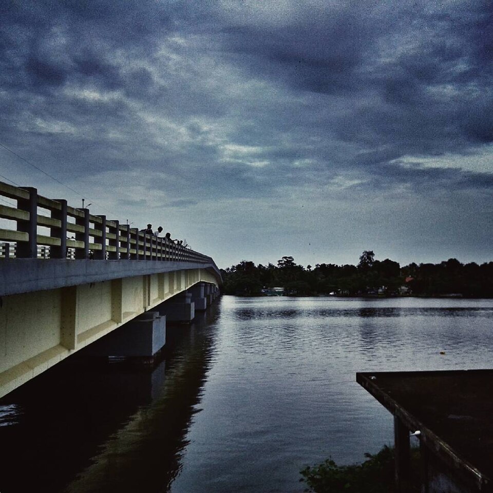 തൈക്കാട്ടുശ്ശേരി പാലം