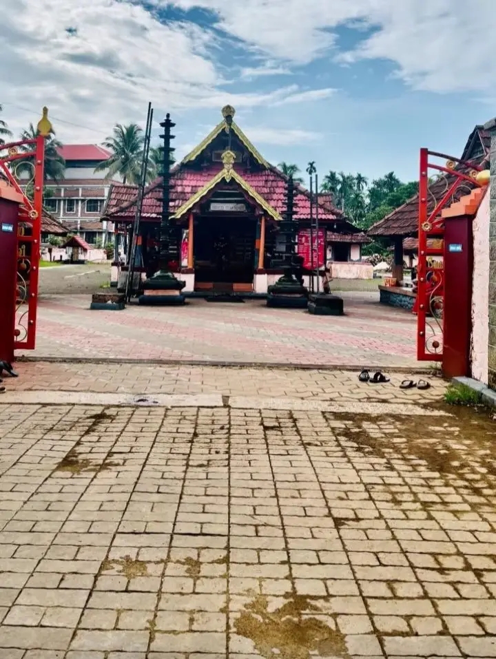 മിത്രക്കരി ദേവി ക്ഷേത്രം