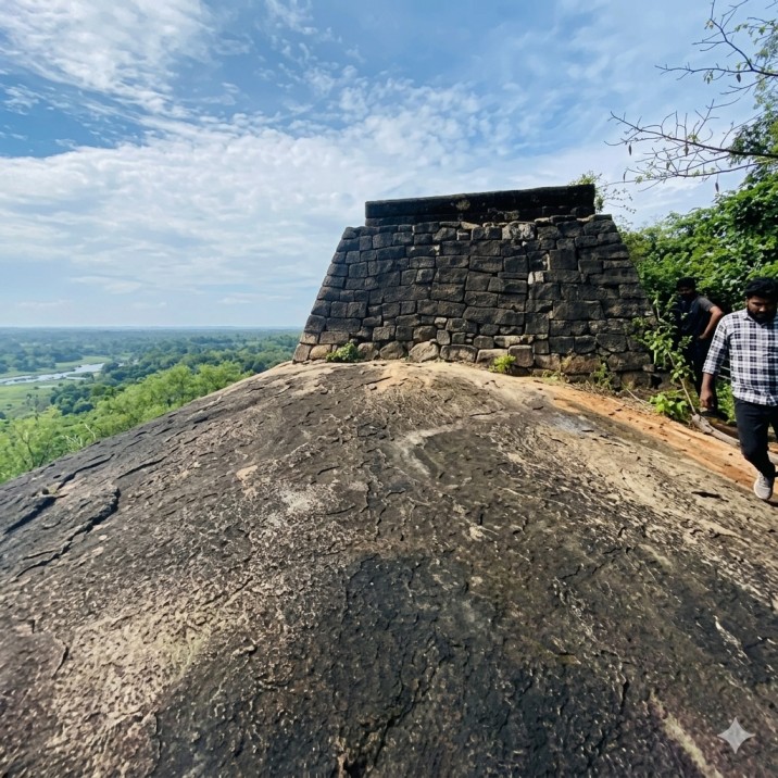 നൂറ്റവൻപാറ 