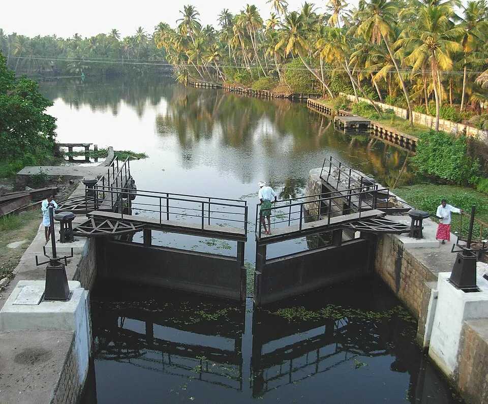 തൃക്കുന്നപ്പുഴ 