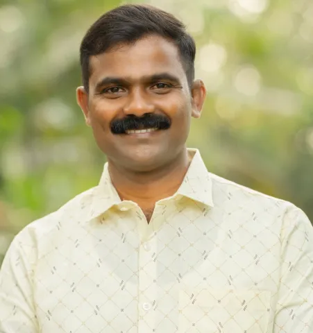 വി ബിനുരാജ്