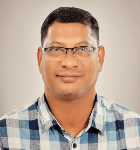 മധു പി