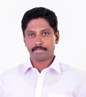 വയലില്‍ സന്തോഷ്