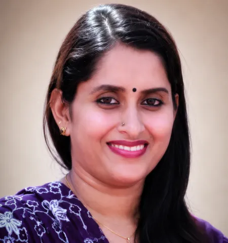 അഡ്വ എലിസബത്ത് മാത്യു