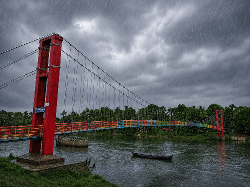 Kalamboor Hanging Bridge