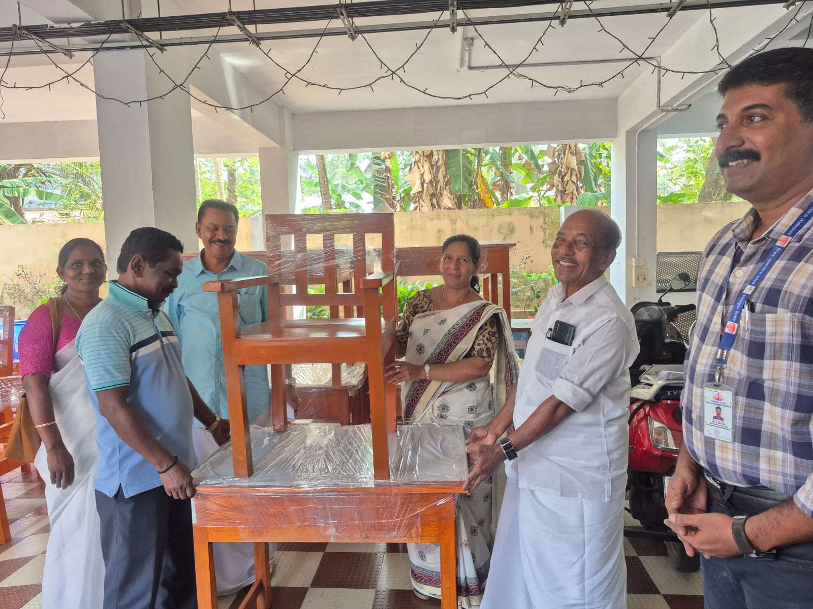 ഫര്ണിച്ചര്