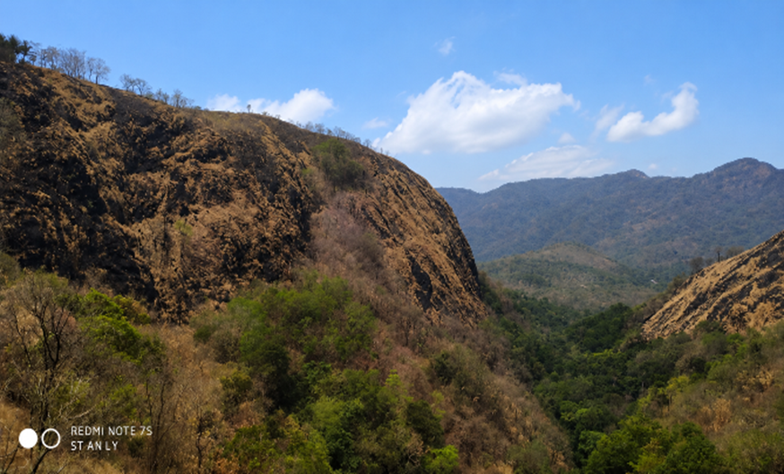 കണ്ണാടിപ്പാറ