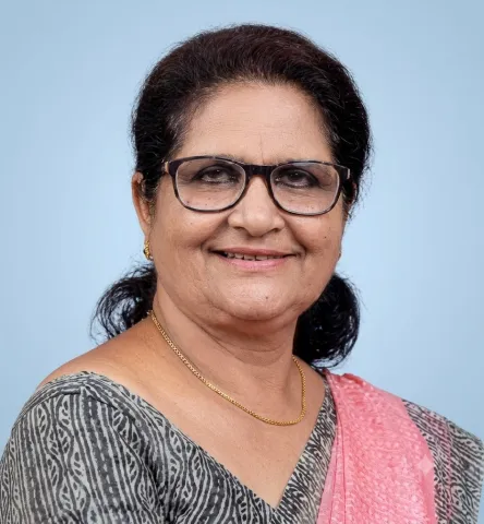 ഷേർളി തര്യൻ
