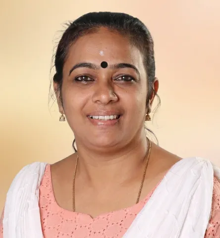 നിഷ രാജേഷ്
