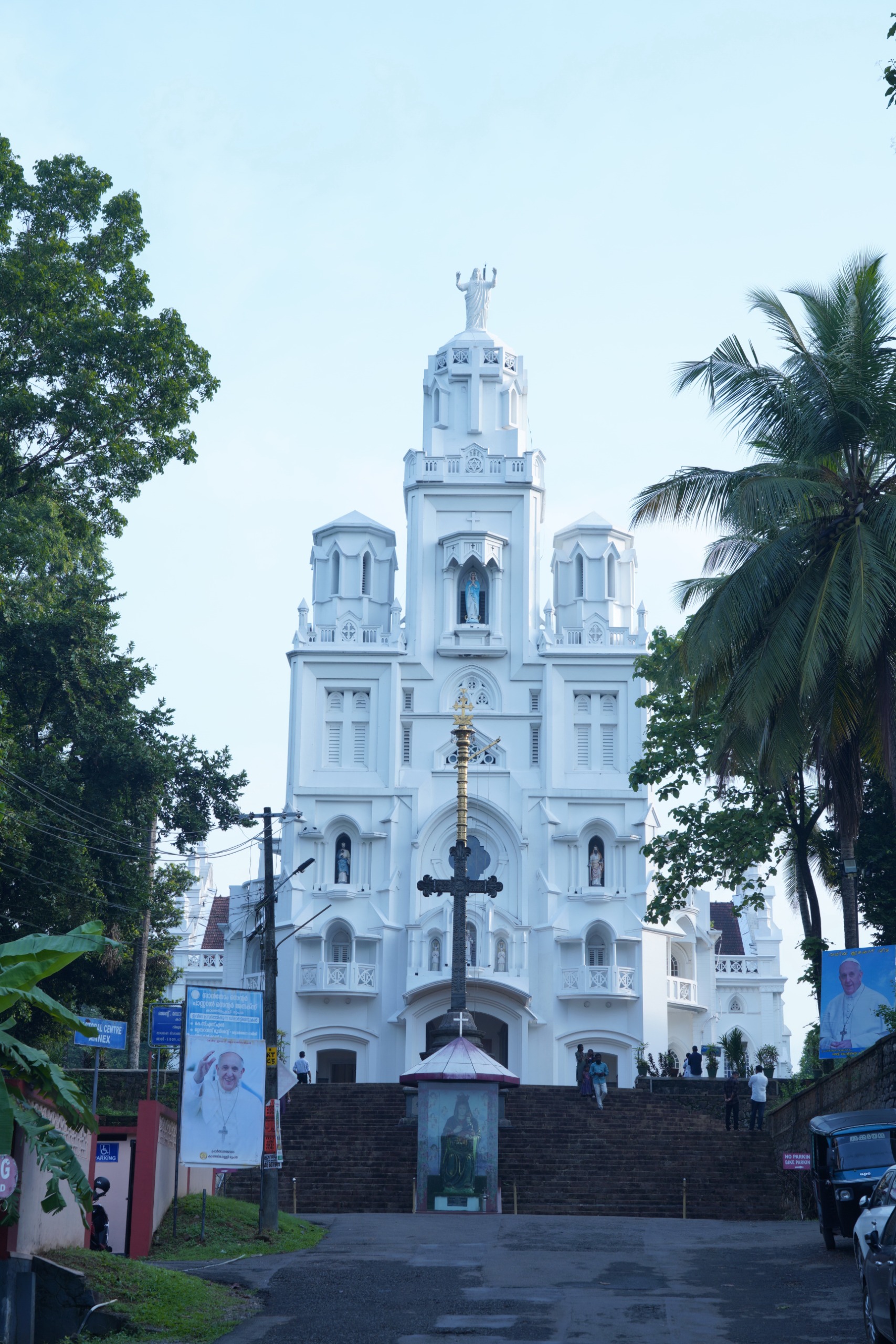 സെന്റ് ഡൊമിനിക്സ് കത്തീഡ്രൽ