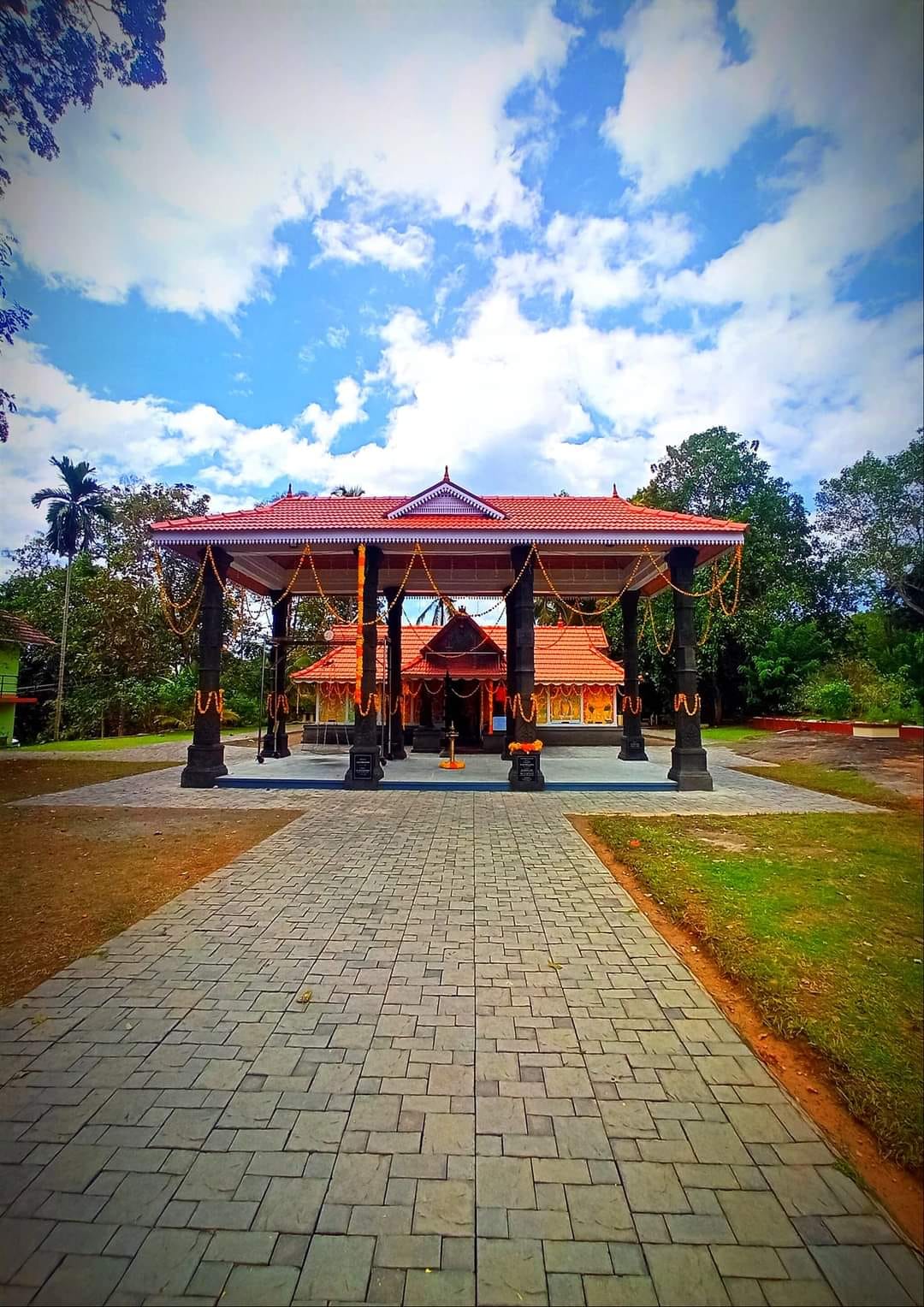 മഹാകാളിപ്പാറ ദേവി ക്ഷേത്രം