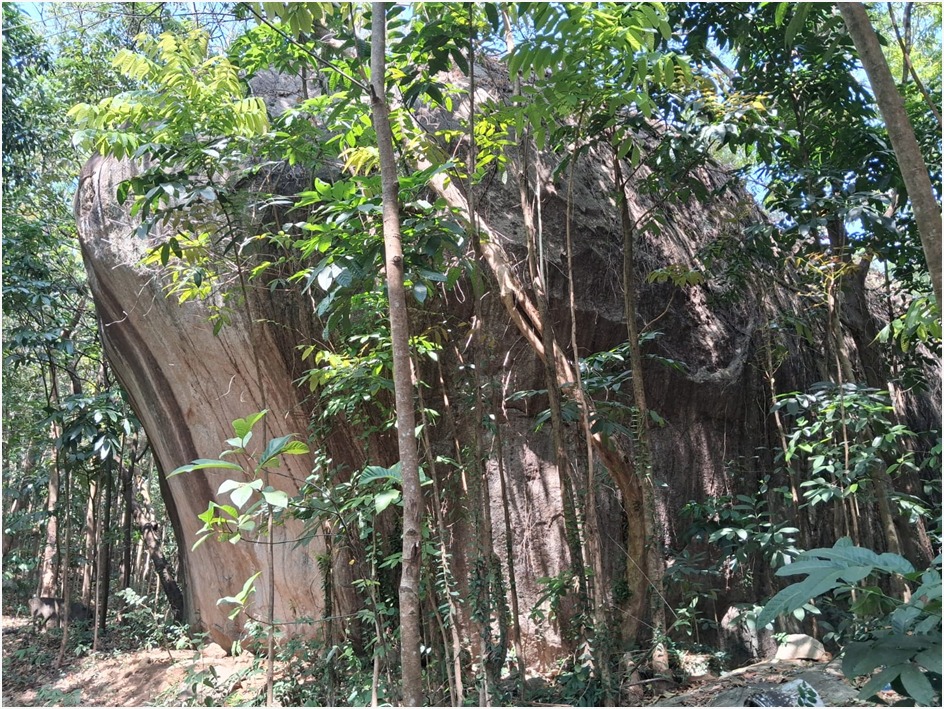 രാക്ഷസക്കല്ല്