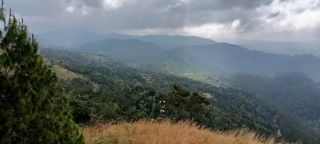പളനിക്കാവ് ഉത്ഥാനാശ്രമം - വ്യൂ പോയിന്‍റ്