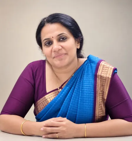 ബിന്ദു ബി നായര്‍